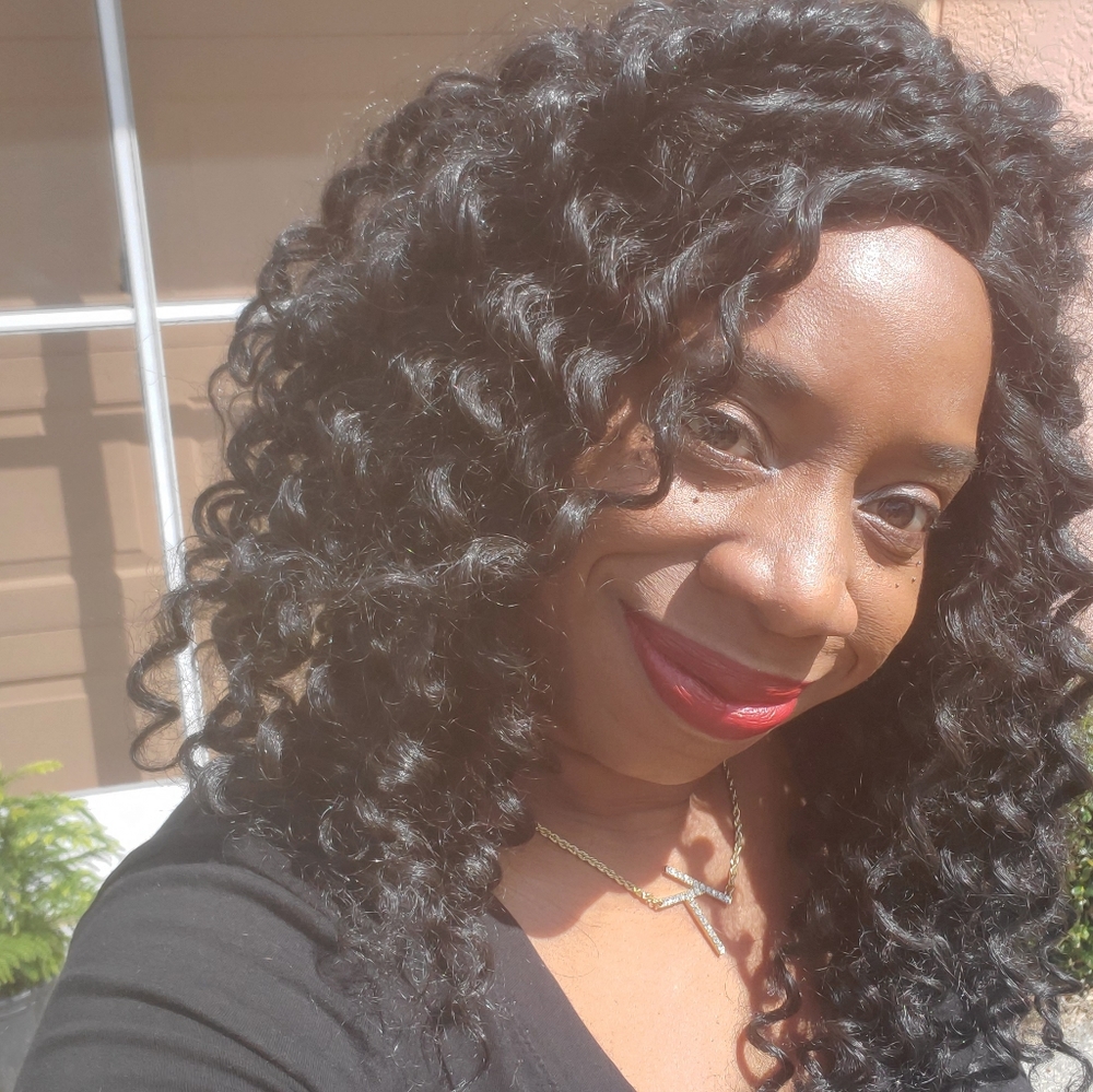 Meet your Posher, Kameela